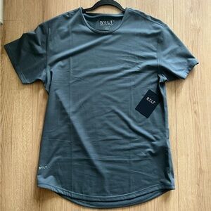 BYLT curve hem shirt